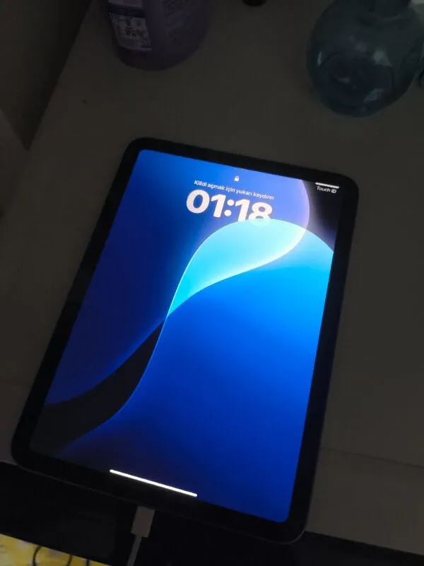 İlyas Göker — Apple iPad A16 11"