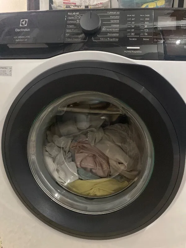 Ahmet Balıkçılar — Electrolux EW6F9452T 600 Serisi Aı Washassist FULLWASH45' 10,5 kg 1400 Devir A Enerji Sınıfı Çamaşır Makinesi