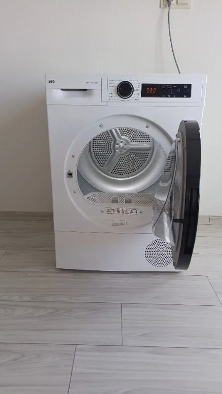 Serpil Cengizerler — Seg Kmh 10M10 10 kg Kapasite Isı Pompalı Kurutma Makinesi E Enerji Sınıfı Hızlı Kurutma Özelliği