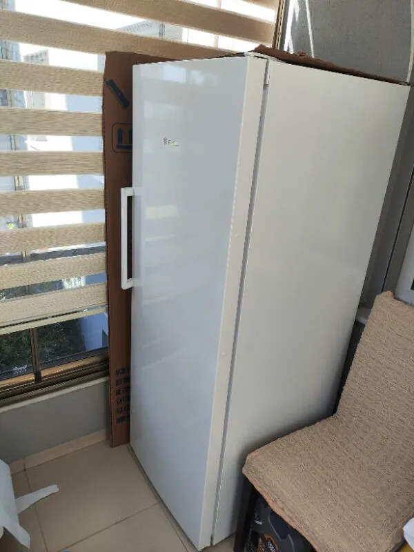 Tülay Ocaker — BOSCH GSV29VWE0N Serie 4 Solo Derin Dondurucu 161 x 60 cm Beyaz