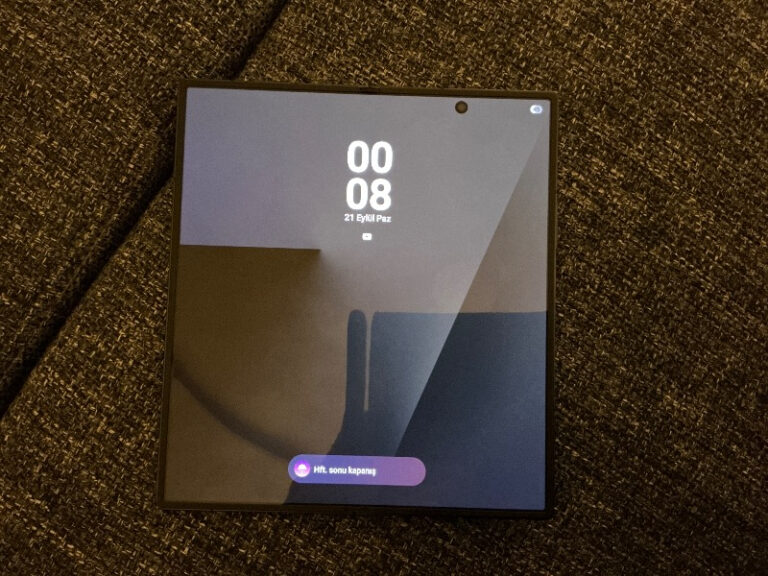 Nur Demir — Samsung Galaxy Z Fold7 12 GB Ram (Samsung Türkiye Garantili)